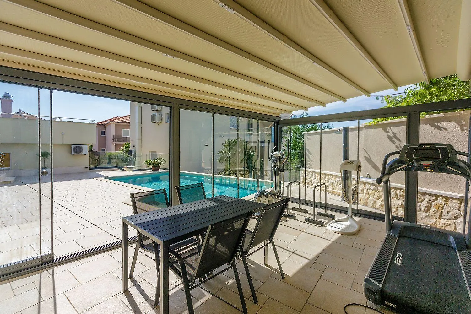 Exquisites Apartment Mit Meerblick, Sauna, Gym, Pool, Klimatisierten Schlafzimmern - Nur 500 Meter Zum Strand Crikvenica