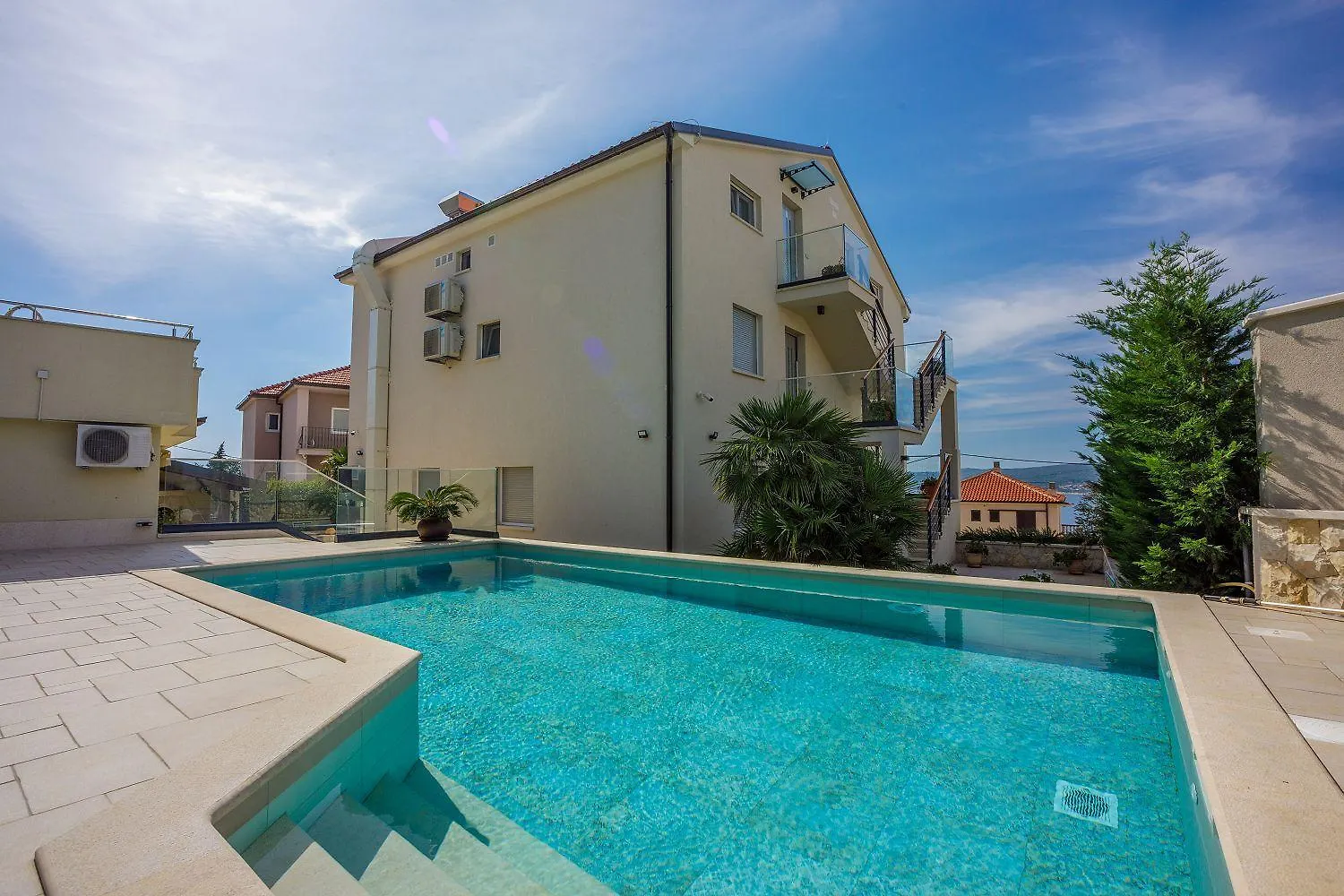 Exquisites Apartment Mit Meerblick, Sauna, Gym, Pool, Klimatisierten Schlafzimmern - Nur 500 Meter Zum Strand Crikvenica Croatia