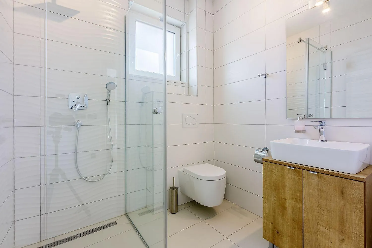 Exquisites Apartment Mit Meerblick, Sauna, Gym, Pool, Klimatisierten Schlafzimmern - Nur 500 Meter Zum Strand Crikvenica